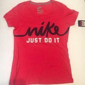 Nike women shirt size L new with tag , color red
